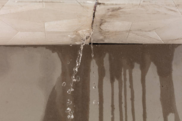 Professional Commercial Water Damage Restoration technician working in Warsaw, OH